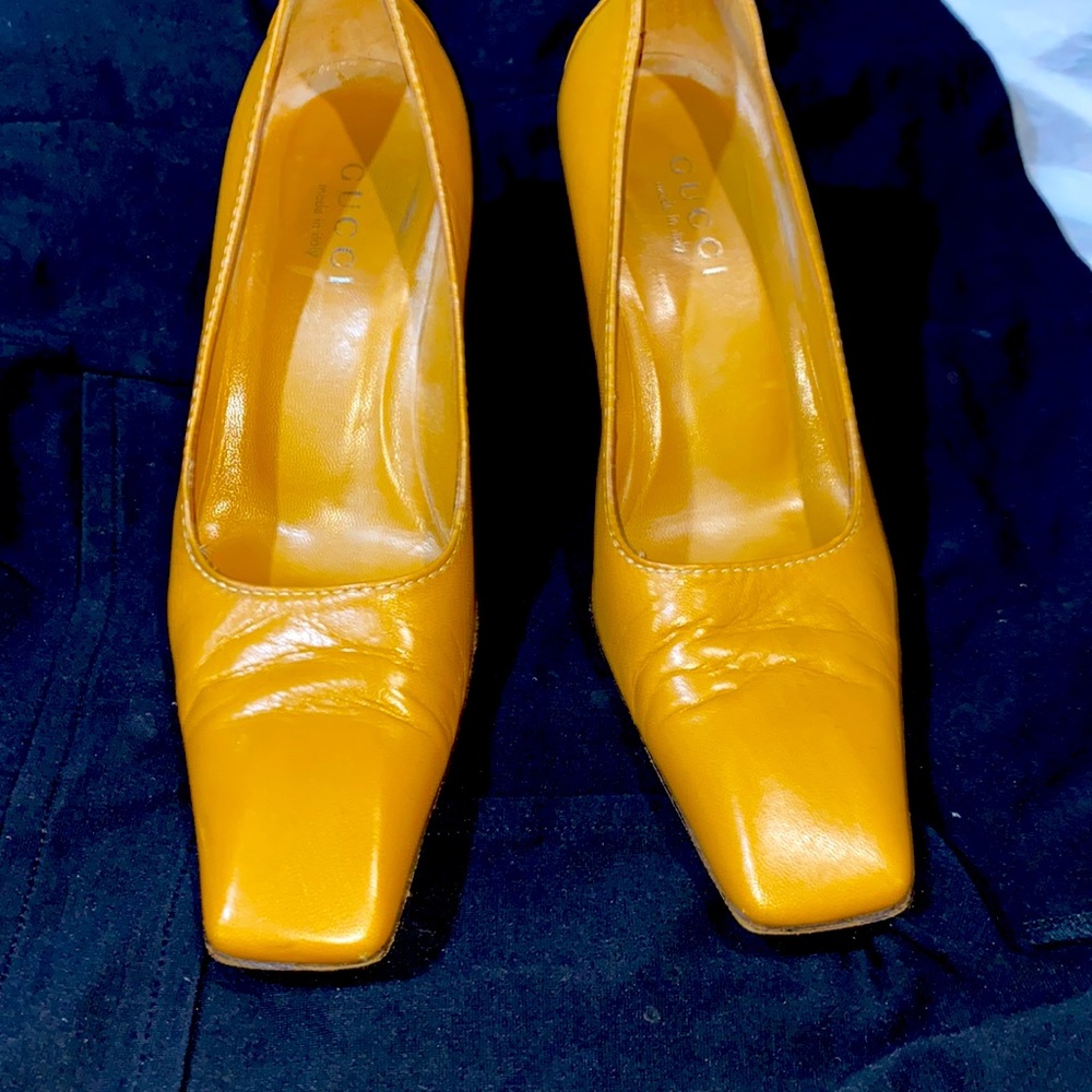 GUCCI SHOES - Picture 2 of 6